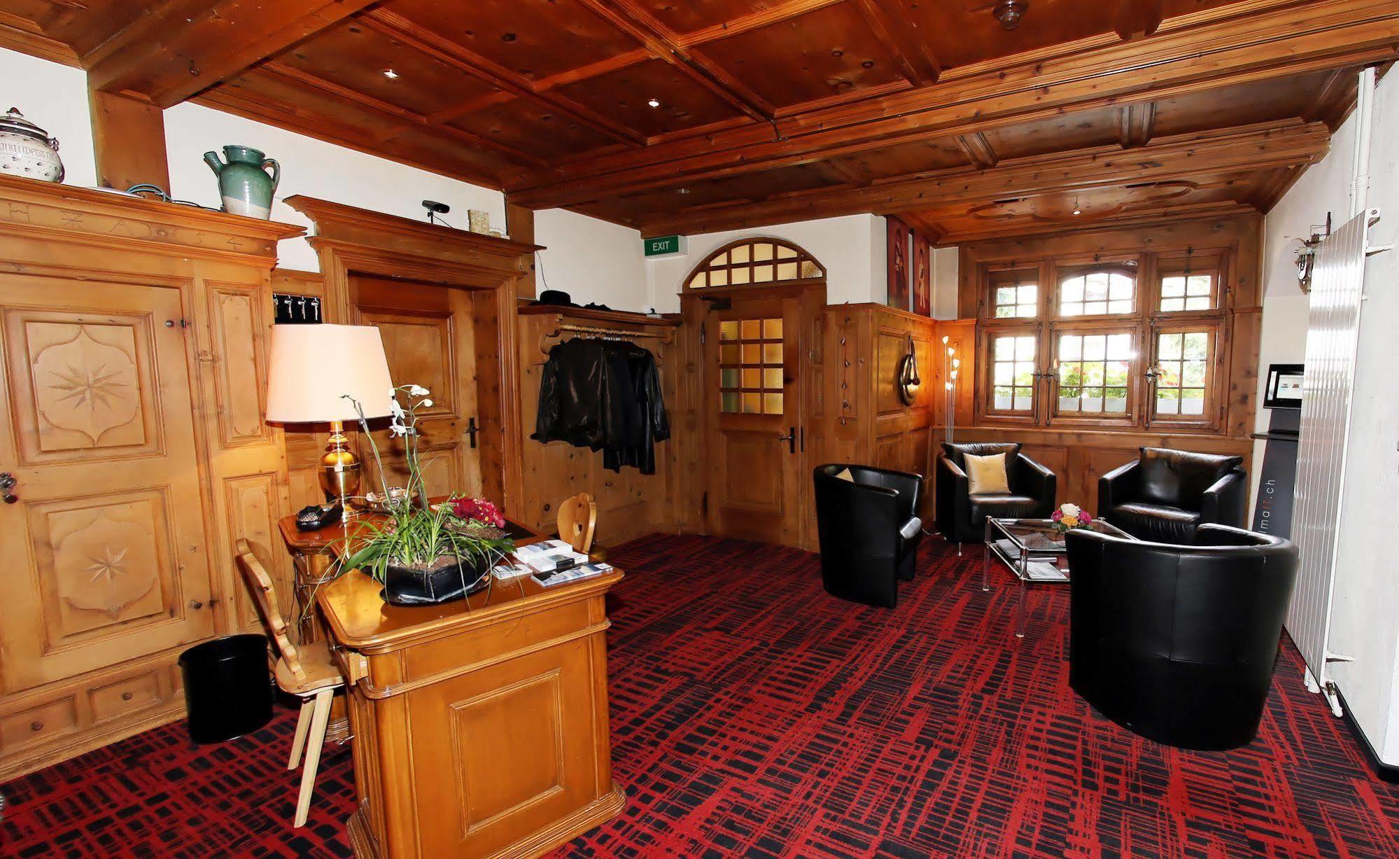 Chalet-hotel Larix Hotel 3*